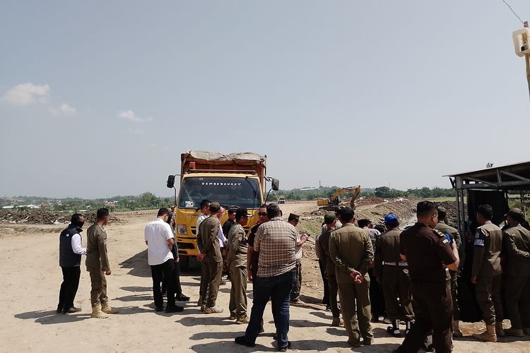 Bikin Jalan Licin dan Rawan Kecelakaan, Truk Galian C Kena Sidak Bupati Kendal