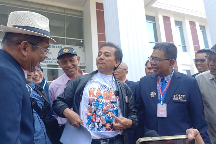 Roy Suryo Bantah Isu Pecah Kongsi, Sebut Tetap Kompak dengan Dokter Tifa