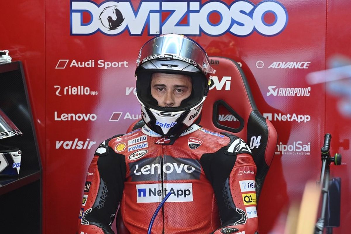 Andrea Dovizioso saat berlaga di MotoGP Emilia Romagna. (Photo by ANDREAS SOLARO / AFP)