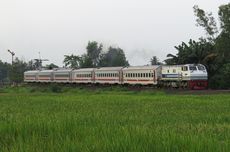 Hyundai Donasikan Stargazer Cartenz Ambulans untuk Bencana di Sumatera