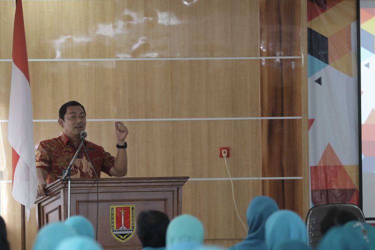 Wali Kota Semarang Hendrar Prihadi saat berbicara pada kegiatan Orientasi dan Pelatihan (Orlat) Tim Penggerak PKK di Gedung PKK Kota Semarang, Jalan dr. Soetomo, Senin (4/3/2019).