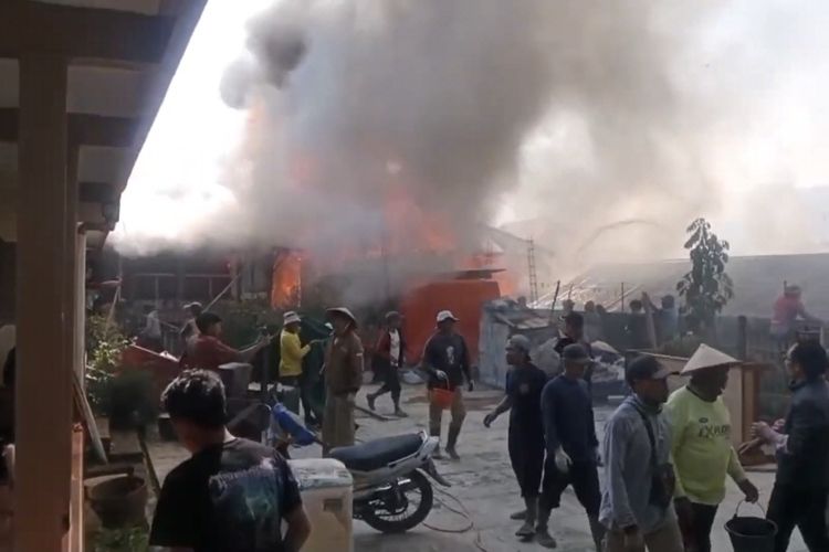 Bertambah Jadi 14 Rumah, Kebakaran di Wonosobo Juga Rusak Gudang dan Mushala