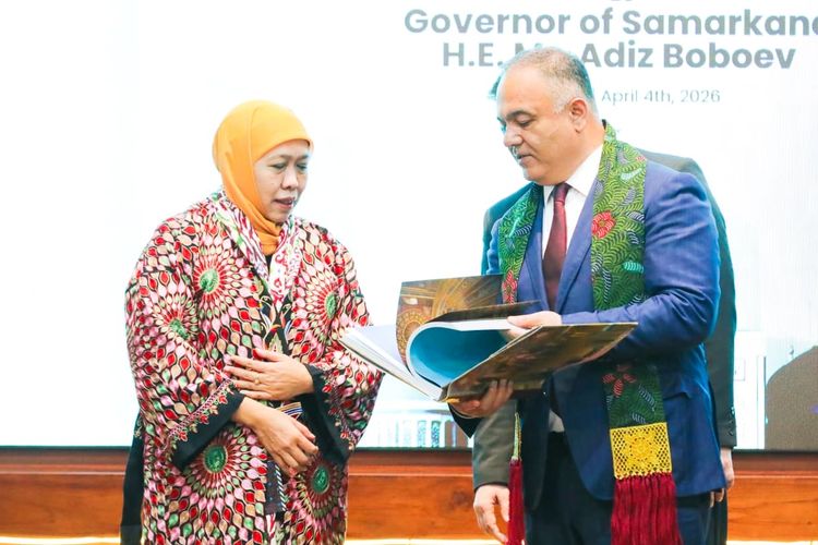 Jatim-Uzbekistan Berencana Buka Jalur Penerbangan Langsung ke Makam Imam Bukhari