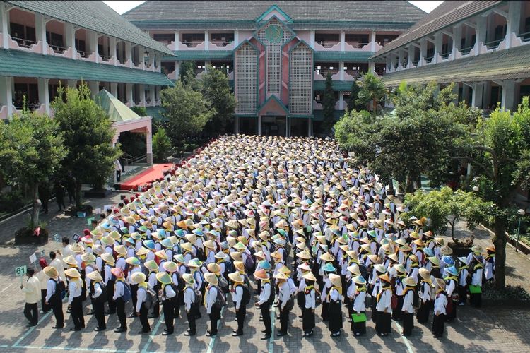 Seribuan mahasiswa UM Purworejo mengikuti PPKKMB, Mendikbudristek Ajak Ribuan Mahasiswa Baru UMP Sukseskan Gerakan Merdeka Belajar