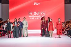 Patahkan Stigma Usia, Pond's Gandeng Perempuan Berusia 30 Tahun Melenggang di Runway JFW 2025