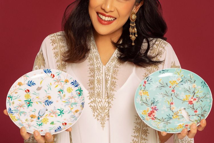 Dian Sastrowardoyo dengan koleksi Zen Tableware
