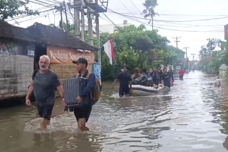 Kondisi banjir di sekitar Jalan Jalan Dewi Saraswati, Seminyak, Kecamatan Kuta, Kabupaten Badung,  Bali, pada Rabu (10/9/2025).