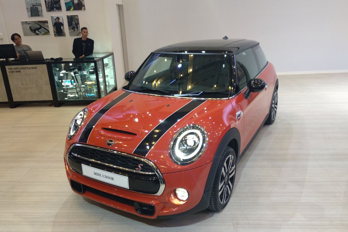 Mini hadirkan New Mini John Cooper Work di GIIAS 2018