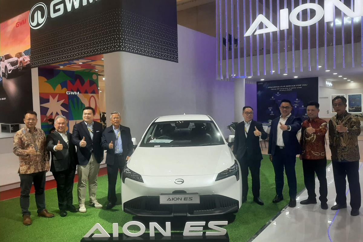 Sedan listrik Aion ES