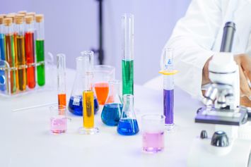 Simak Penjelasan dan Contoh Soal Fraksi Mol Berikut Ini