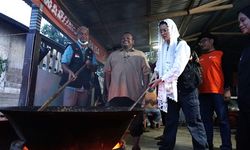 Bawa Kehangatan bagi Penyintas Banjir Aceh, Dompet Dhuafa dan Parfi 56 Turun ke Dapur Umum