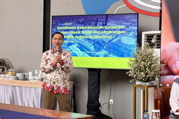 Vice President Sinerji Teknologi dan Operasi PT Pupuk Indonesia, William Kusnanto, dalam seminar Pra-Munas Kagama XIV bertema ?Komitmen Keberlanjutan Korporasi dalam Aspek Sosial dan Lingkungan? di Jakarta, Sabtu (9/11/2024).