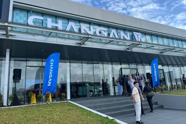 Changan Target Punya 100 Diler di Indonesia pada 2030