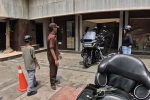 Satpam Kafe di Gunawarman Kena Batunya, Dipecat Usai Getok Tarif Parkir Rp 150.000