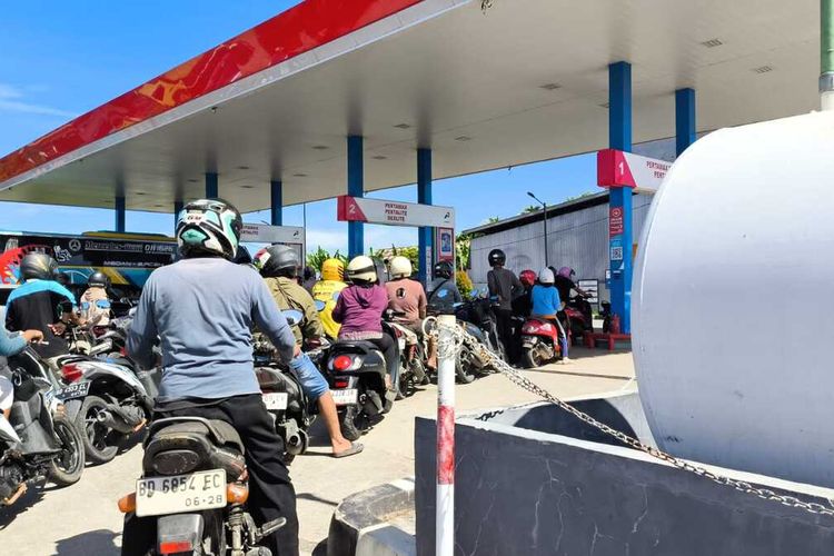 BBM Langka di Bengkulu, Anggota DPRD: Pertamina Jangan Bicara Untung Rugi Layani Rakyat