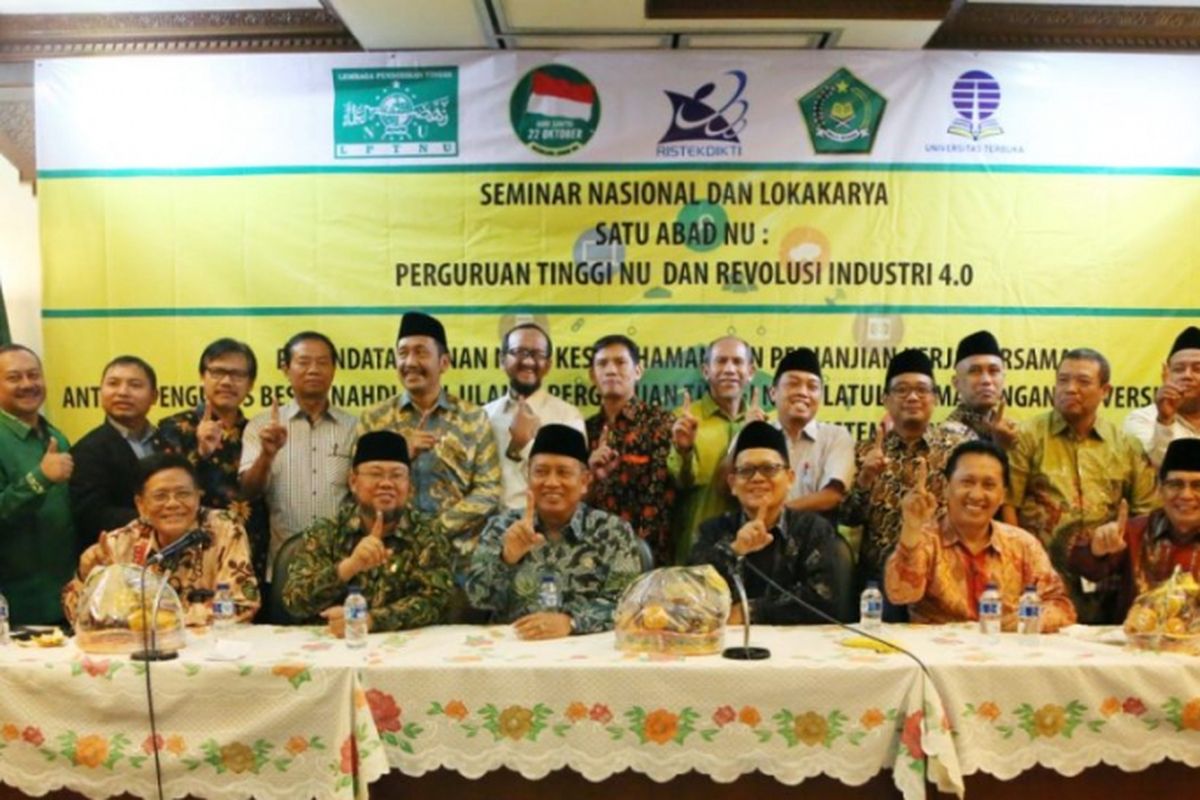 Menristekdikti pada acara Seminar dan Lokakarya Implementasi Pembelajaran Daring PTNU di Gedung PBNU (17/10/2018).