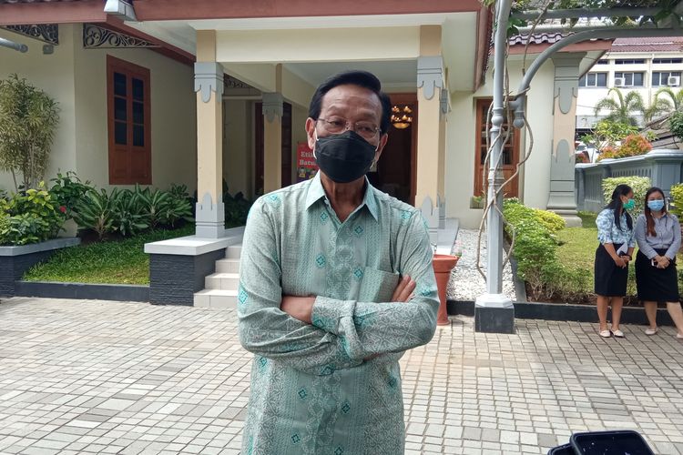 Sultan saat ditemui di Kantor Gubernur DIY, Kompleks Kepatihan, Yogyakarta