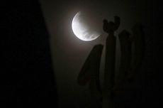 Gerhana Bulan Sebagian Dini Hari Nanti, Ini Jadwal, Fase, dan Wilayah yang Bisa Mengamati
