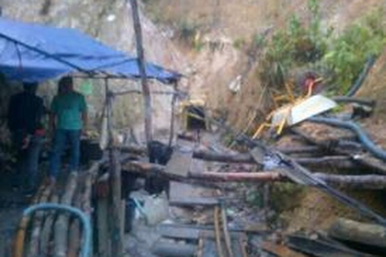Lokasi lima pekerja tambang emas ilegal yang tertimbun longsoran di Dusun Sekinyak, Desa Belimbing, Kecamatan Lumar, Kabupaten Bengkayang, Kalbar.