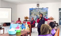 Cegah Stunting, TEP Undip Ajak Warga Senggi Olah Pangan Lokal Jadi Makanan Bergizi