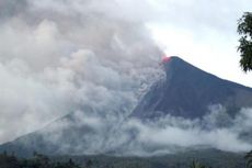 Gunung Karangetang Luncurkan Lava Sejauh 1.500 Meter dari Puncak Kawah ke Kali Batang 