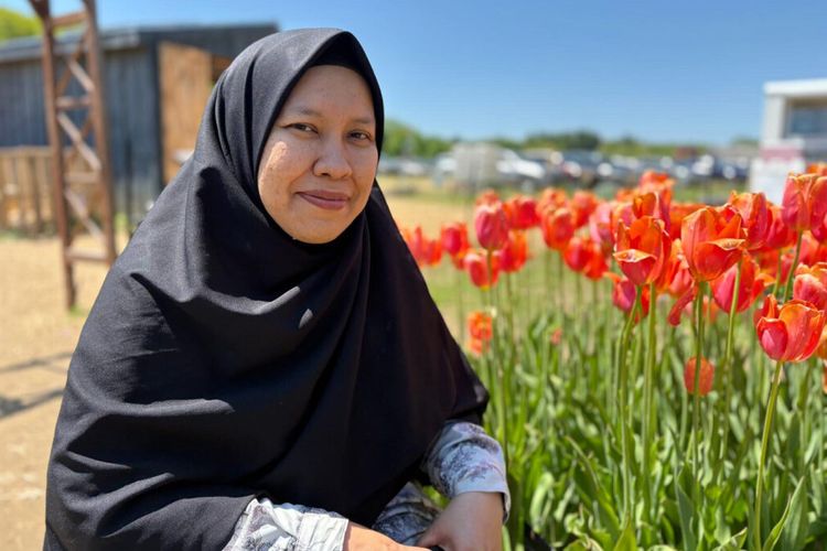 Awalnya Coba-coba, Dosen USK Nani Safuni Diterima S3 di Rhode Island dan Jadi Asdos
