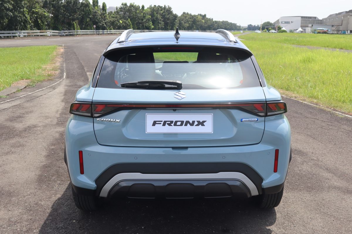 Bagian belakang Suzuki Fronx