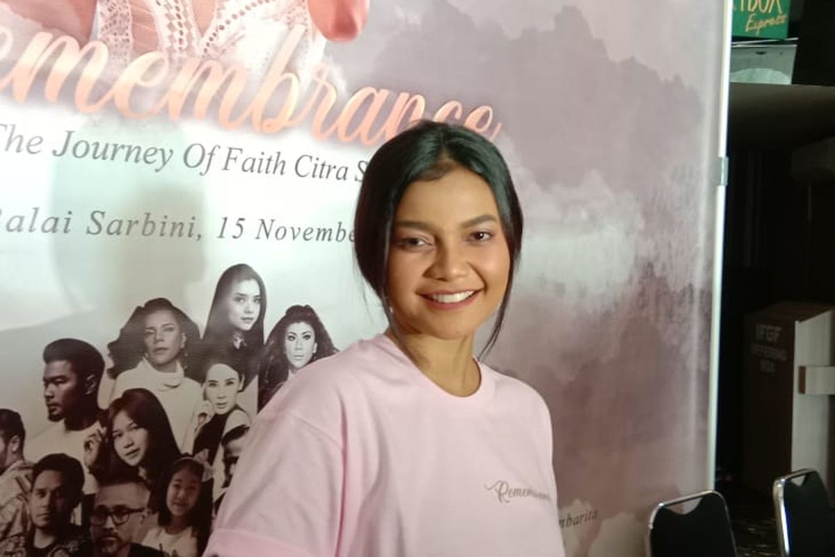 Citra Scholastika dalam jumpa pers konser The Journey of Faith Citra Scholastika di Balai Sarbini, Semanggi, Jakarta Selatan, Kamis (24/10/2019).