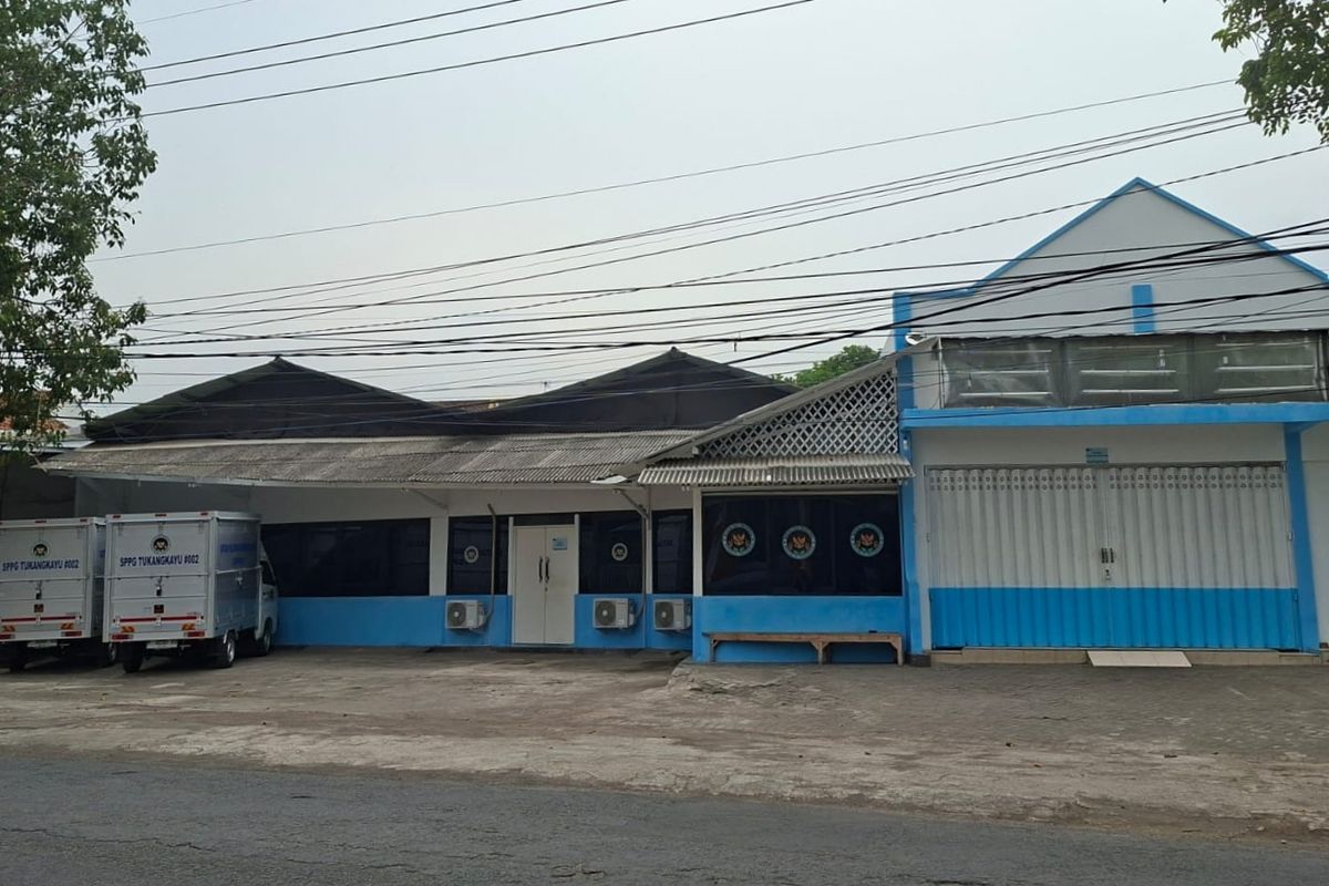 Tidak ada aktivitas di SPPG Kepiting usai diterbitkannya surat penghentian operasi sementara. 