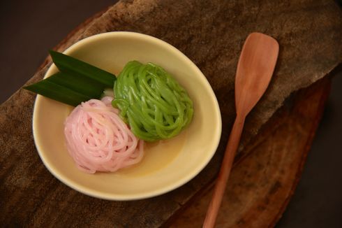 Sejarah Kue Putu Mayang, Berkaitan dengan Cerita Rakyat