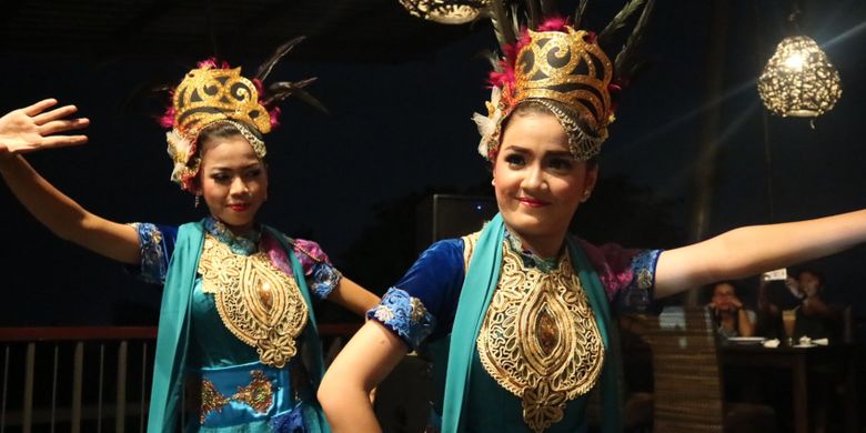 Tari Jaipong Tari Tradisional Jawa Barat Halaman All Kompas Com