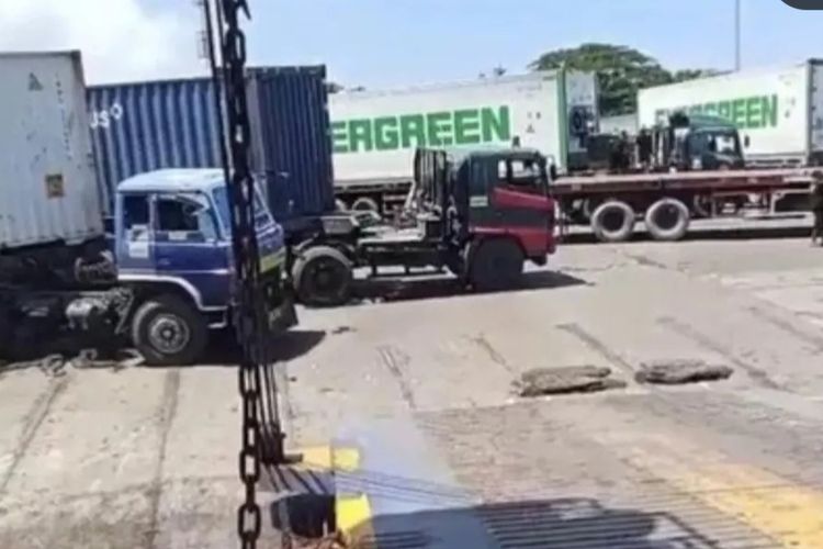 Sopir Truk Blokade Dermaga di Pelabuhan Gilimanuk, ASDP Sebut Dampak Penyesuaian TBB