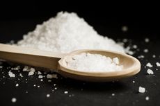 Garam Laut vs Garam Meja, Mana yang Lebih Sehat?