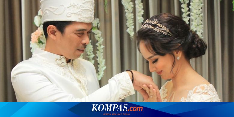 Angelica Simperler Tak Masalah dengan Status Duda Rico Hidros Daeng