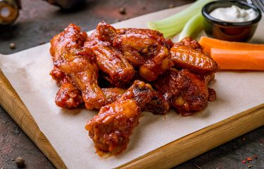 Resep Chicken Wing Panggang Bumbu BBQ, Hasilnya Juicy