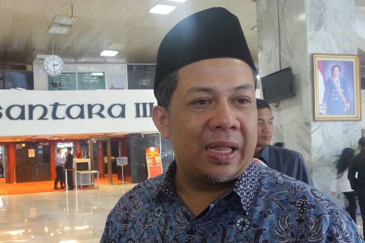 Wakil Ketua DPR RI Fahri Hamzah di Kompleks Parlemen, Senayan, Jakarta, Senin (8/5/2017).