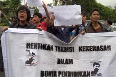 Fikri Tewas, Mahasiswa Asal Mataram Demo Kampus ITN  