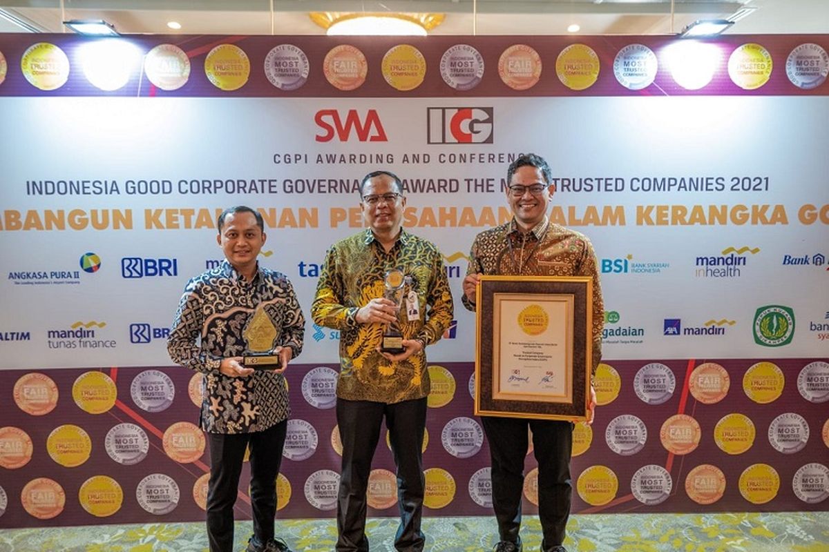 BJB mendapat predikat sebagai Indonesia Trusted Company pada ajang Indonesia Good Corporate Governance Award 2021, Rabu (8/12/2021). 