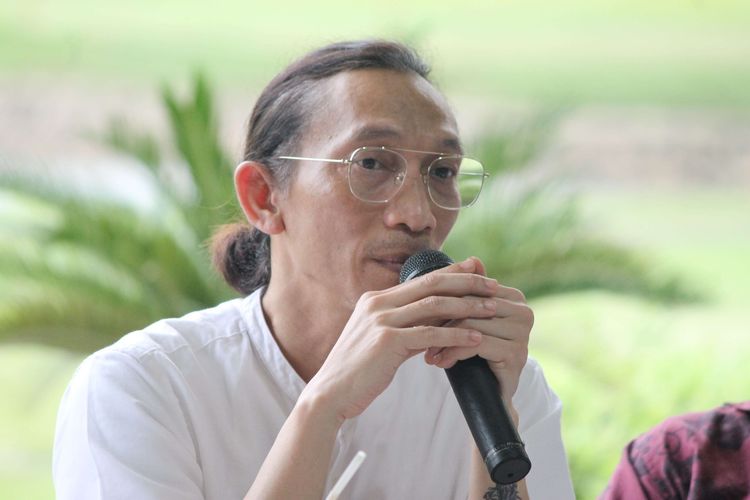 Ibunda Anto Hoed Meninggal Dunia, Melly Goeslaw Tulis Pesan Duka