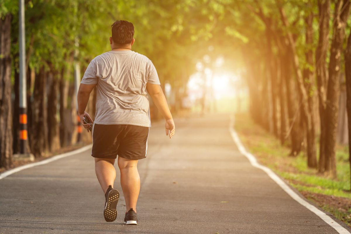 Olahraga demi menurunkan berat badan sangat efektif untuk mengontrol gula dalam darah.