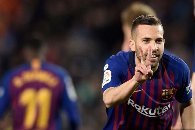 Bek Barcelona Jordi Alba merayakan gol pada pertandingan Liga Spanyol antara FC Barcelona vs Real Sociedad di Stadion Camp Nou di Barcelona pada 20 April 2019. 