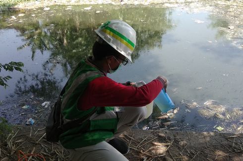 Sungai Ledeng Tercemar Limbah Usus Ayam, Polisi dan Pemkab Turun Tangan