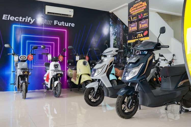 United E-Motor resmikan showroom baru di Margonda, Depok