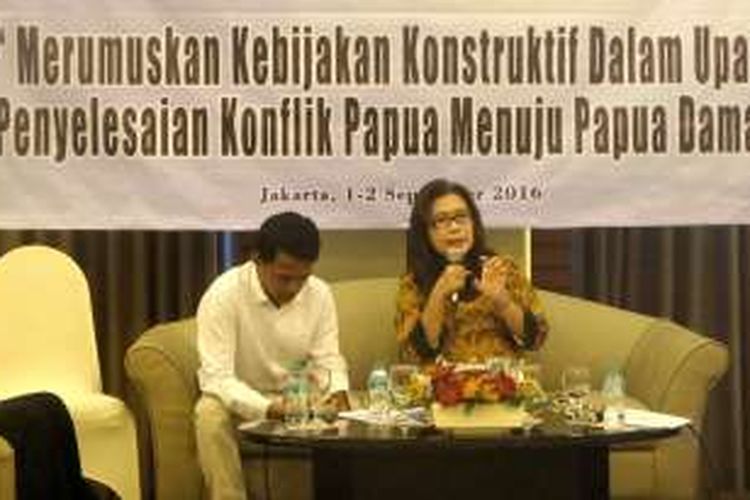 Deputi V Bidang Kajian Politik dan Pengelolaan Isu-isu Hukum, Pertahanan Keamanan dan HAM Kantor Staf Presiden, Jaleswari Pramodhawardani.