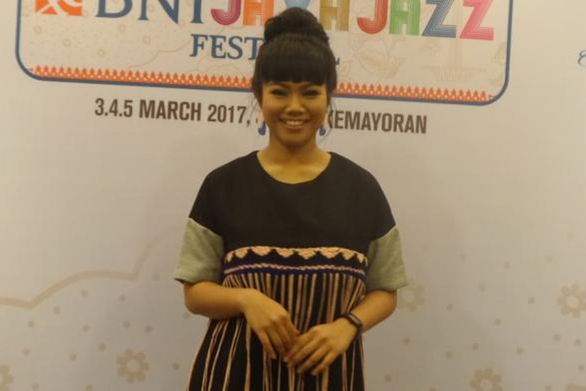 Yura Yunita usai tampil dalam Java Jazz Festival 2017 di JIExpo Kemayoran, Jakarta Pusat, Sabtu (4/3/2017) malam.