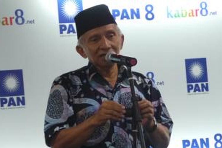 Ketua Majelis Pertimbangan Partai Amanat Nasional (PAN), Amien Rais dalam acara Kenduri PAN menjelang pelaksanaan pemilihan legislatif di kantor DPP PAN, Jumat (14/3/2014).