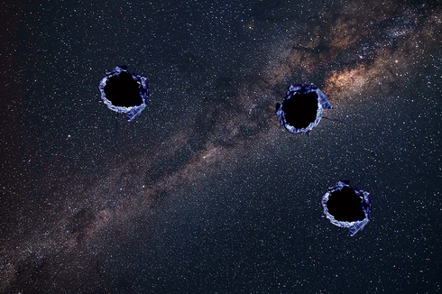 Bak Ditembak Peluru Raksasa, Galaksi Bima Sakti Berlubang