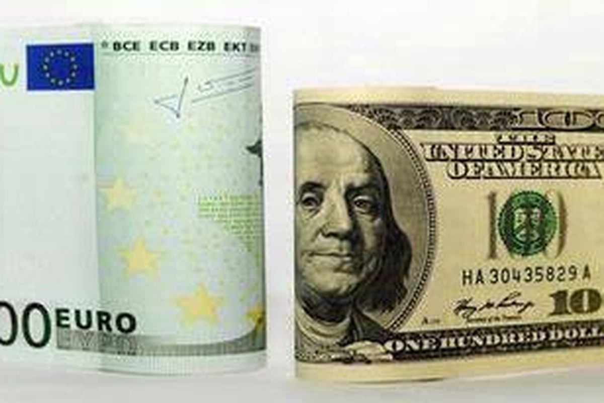 Ilustrasi: Euro dan dollar AS