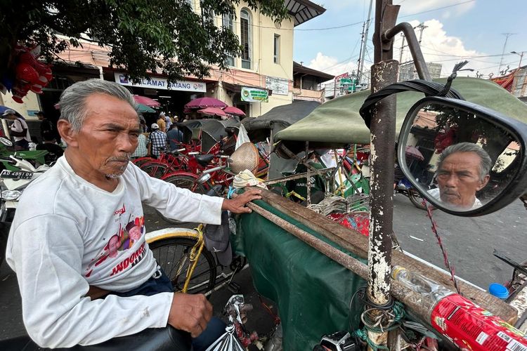 Kisah Lansia di Solo Bekerja Tanpa Tabungan Hari Tua