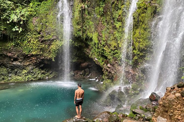 Air Terjun Proklamator di Tanah Datar, Sumatera Barat. 